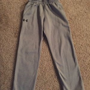 Mens small under Armour sweat  pants.