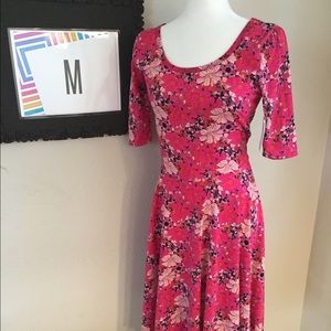 Medium lularoe Nicole dress