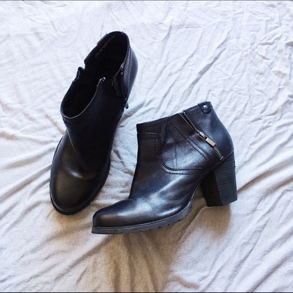 Clarks Black Leather Bootie