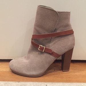 Ann Taylor Loft heeled bootie
