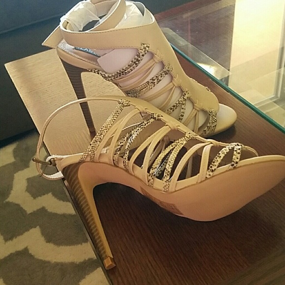 Shoes - Picture 2 of 3