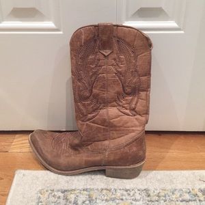 American Eagle cowboy boots