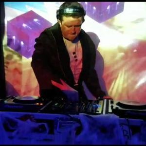 Meet your Posher, Adrian