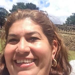 Meet your Posher, Beatriz