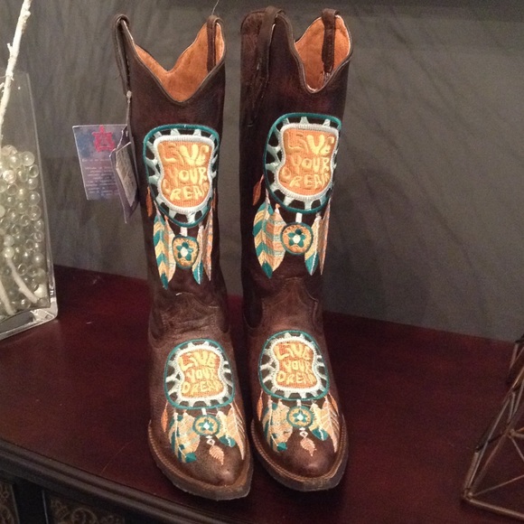 Tanner Mark Leather Boots  "Live Your Dream"
