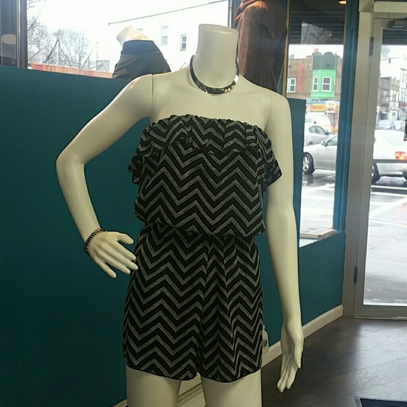 Short romper