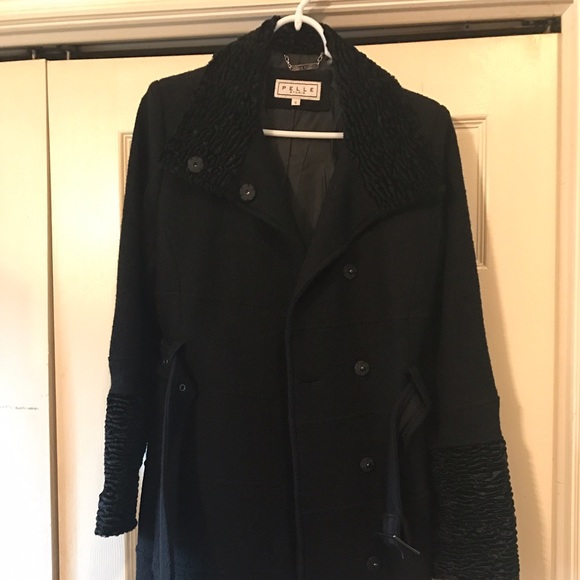 Like New Ladies Pelle Studio Peacoat