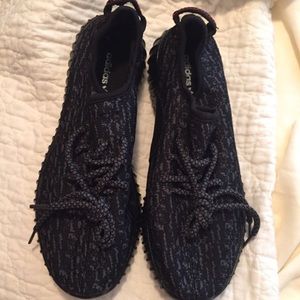 Black Yeezys