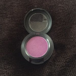 EUC MAC VIBRANT GRAPE EYESHADOW