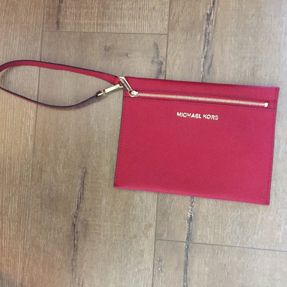 Michael Kors wristlet
