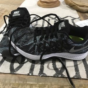 Nike Zoom Pegasus Shoes