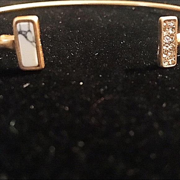 Jewelry - 🎹👉🏼Dainty Gold Rectangle Cuff-White & Bling Jewelry - 🎹👉🏼Dainty Gold Rectangle Cuff-White & Bling