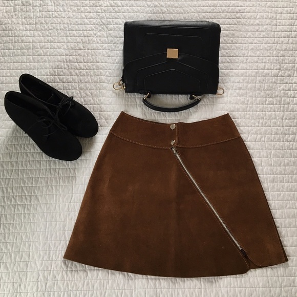 Vintage Suede A-line Skirt - See dimensions below - Picture 2 of 3