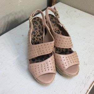 Jessica Simpson Wedges