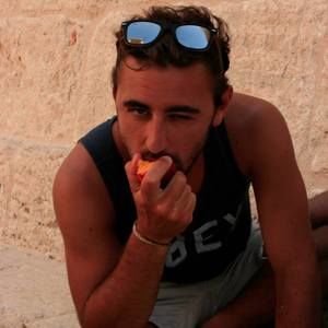 Meet your Posher, Andrea