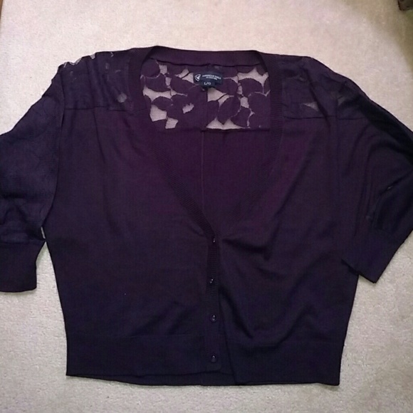 Ae 3/4 sleve sweater w/ lace detail on back - Picture 1 of 3