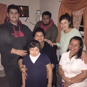 Meet your Posher, Luis