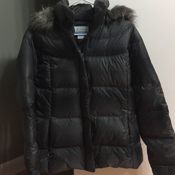 Women's Columbia puffer coat