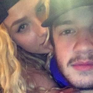 Meet your Posher, Dennis