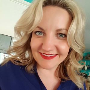 Meet your Posher, Nikki