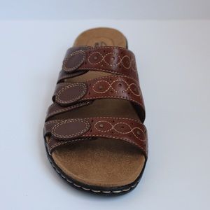 Clarks Womens Leisa Cacti Sandal