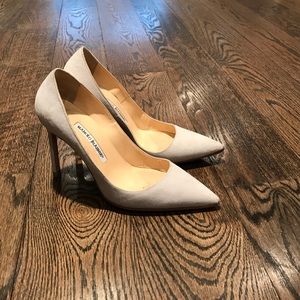Manila blahnik pumps
