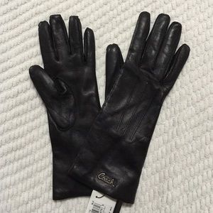 Coach leather gloves