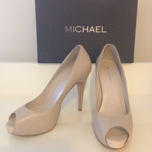 MICHAEL Peep Toe Heels