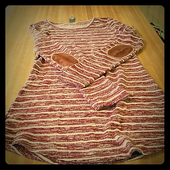 tunic sweater w/suede elbow patches