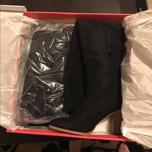 Tall black boots (will trade)