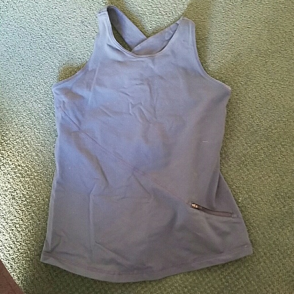 Lululemon top