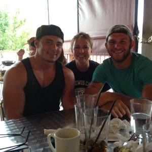 Meet your Posher, Cameron