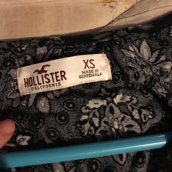 Romper - Picture 2 of 3