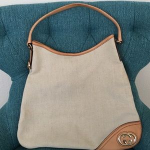 Authentic GUCCI Britt medium hobo bag