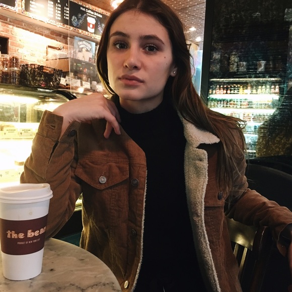 Meet your Posher, Avery - Picture 2 of 4