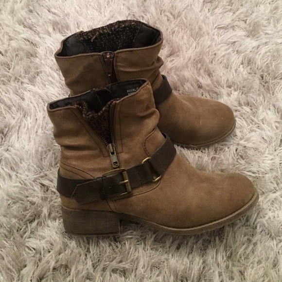 Very cute booties!