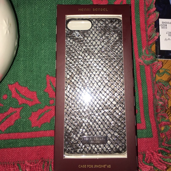 iPhone 6/6s snap on phone case