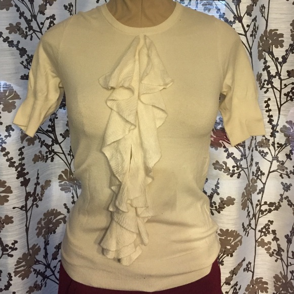 Short sleeved sweater!