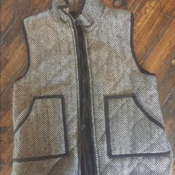 Look your best, in this must have vest!