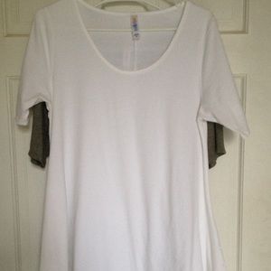 Lularoe solid white perfect tee