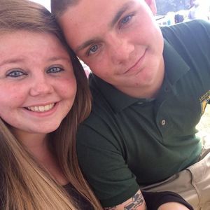 Meet your Posher, Crystal