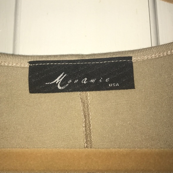 Size medium - Picture 2 of 3