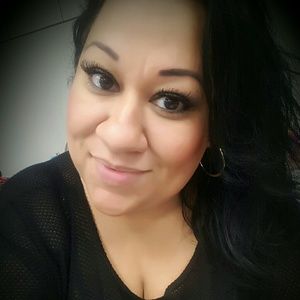 Meet your Posher, Clarisa