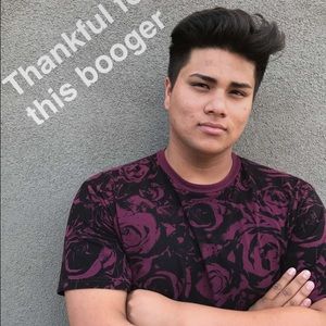 Meet your Posher, Efren