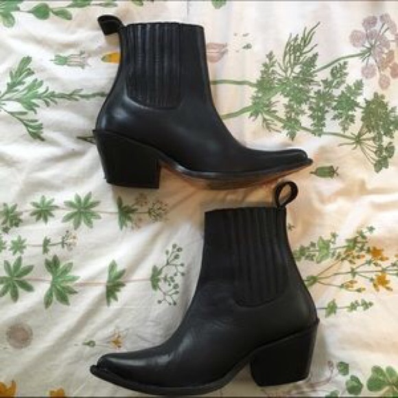 Boots - Picture 2 of 3