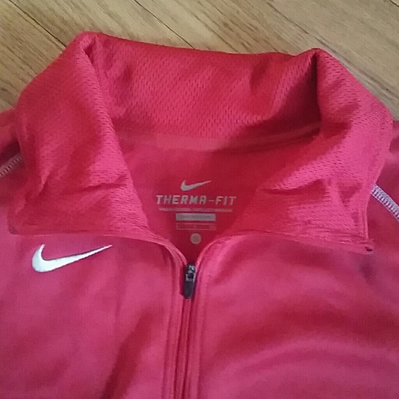 NWT Nike 1/4 zip Pullover - Picture 3 of 3