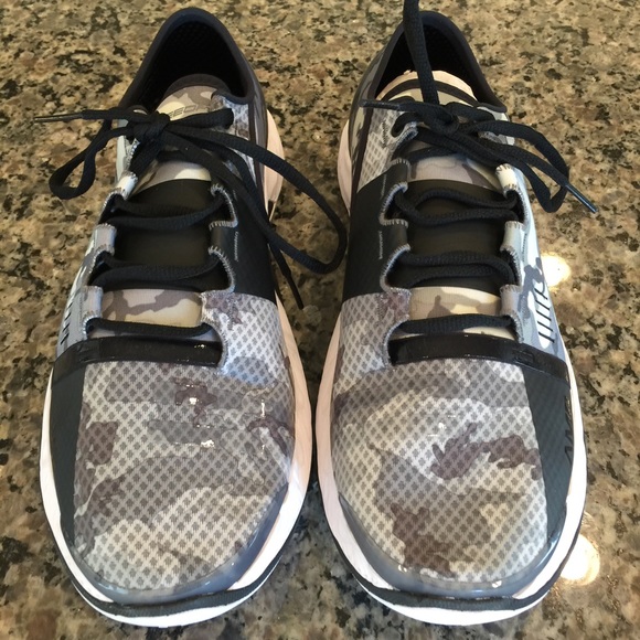 Men's Under Armour SpeedForm AMP Training Shoes