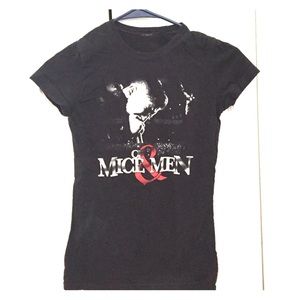 XS Women's Of Mice & Men Band Tee