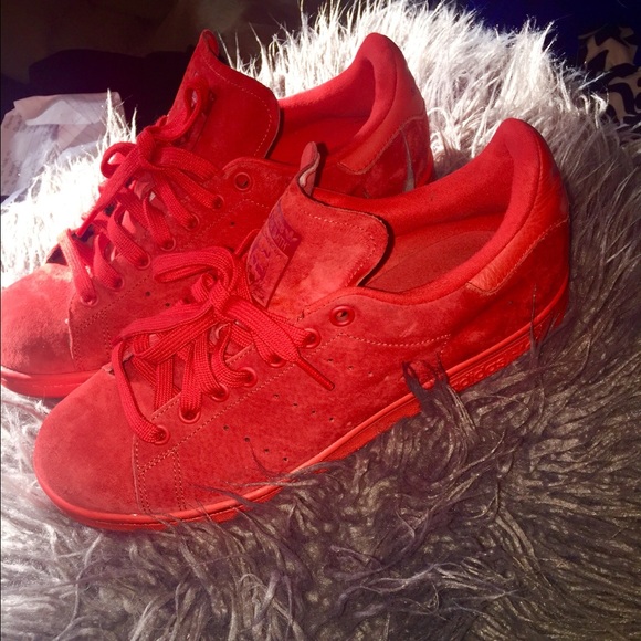 Red Adidas Stan Smiths - Picture 2 of 2