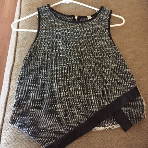 Black and white top
